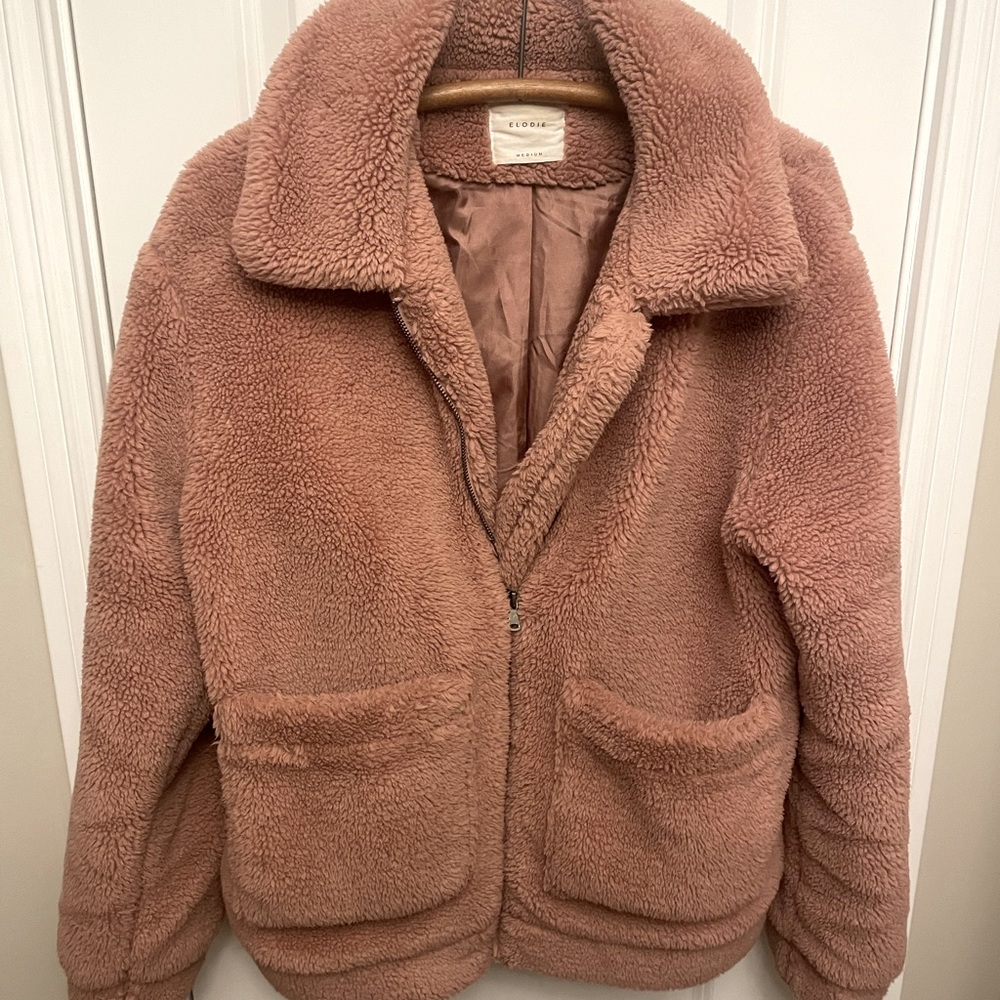 Sherpa teddy zip up coat, size medium